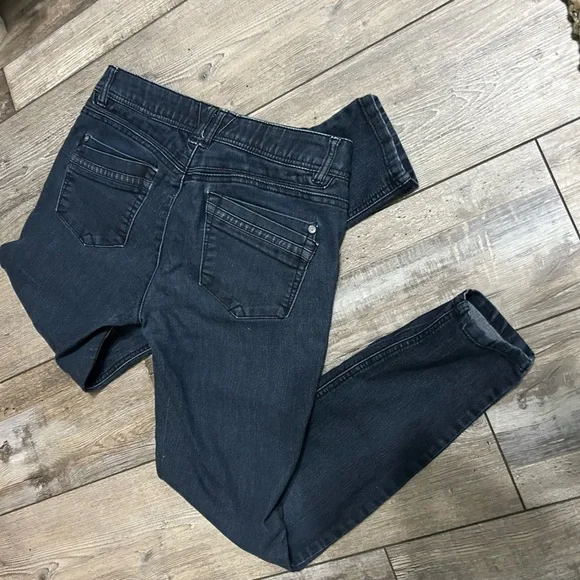 Democracy AB Technology size 6 dark wash skinny fit jeans - Picture 4 of 4